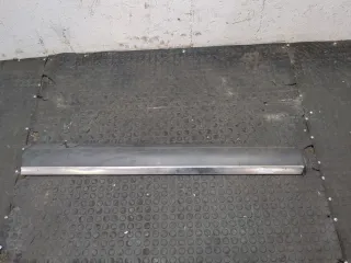 7L6837787 Молдинг (накладка кузовная) Volkswagen Touareg 1 Арт 9294715, вид 1