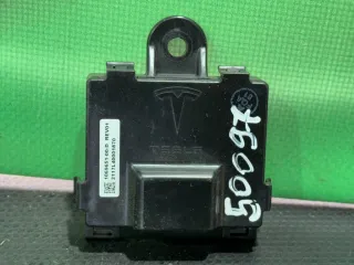 106965100D Блок управления двери Tesla model S Арт 2000000050097, вид 1