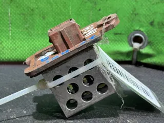 9641212680 Сопротивление печки Citroen Xsara Арт datchik0000033, вид 2