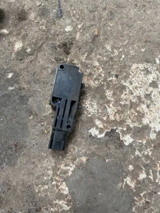 GJ6A57K1X Датчик удара Mazda 6 1 Арт 2000000029269, вид 2