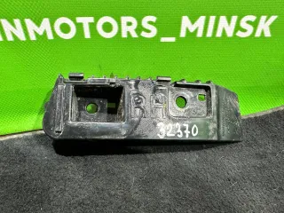 108399300F Кронштейн крепления фонаря заднего правого Tesla model 3 Арт 2000000032370, вид 1