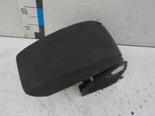 5L0864207CCAP Подлокотник Skoda Yeti Арт 769606