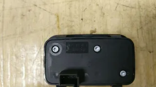 A2128210551 Кнопка открытия багажника Mercedes B W247 Арт W42436, вид 2