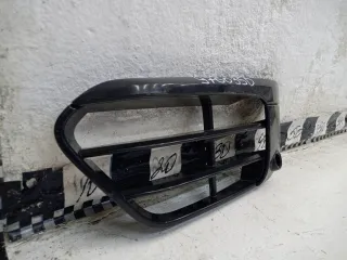 51117383355 Заглушка (решетка) в бампер передний BMW X1 F48 Арт 976035D, вид 2