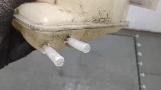 3M5H8K218 Расширительный бачок Mazda 3 BK Арт 20293507, вид 3