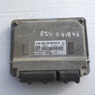 03E906023B Блок управления двигателем Skoda Fabia 2 Арт e875839, вид 1