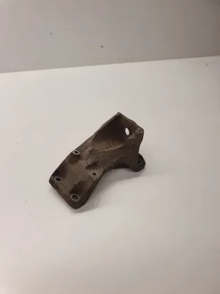 8E0399114L Подушка крепления КПП Audi A4 B7 Арт e1802236, вид 1