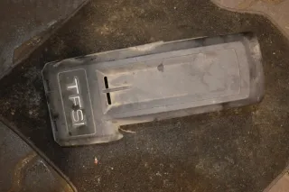 03F103935A Декоративная крышка двигателя Audi A1 Арт e2497208, вид 1