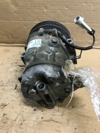 24461719 Компрессор кондиционера Opel Corsa C Арт e2913554, вид 3