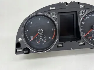 3AA920870D Щиток приборов (приборная панель) Volkswagen Passat B7 Арт e3088108, вид 2