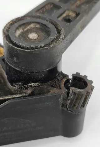 8W83-3C279-BE Датчик дорожного просвета Jaguar XF 250 Арт e3161394, вид 3