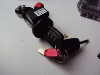 237105821R 231A04166R 284B13375R 248215793R Блок управления двигателем Renault Twingo 3 Арт e3664394, вид 3