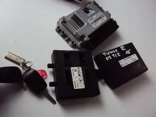 237105821R 231A04166R 284B13375R 248215793R Блок управления двигателем Renault Twingo 3 Арт e3664394, вид 7