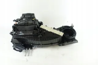 8T1820005H Отопитель в сборе (печка) Audi A5 (S5,RS5) 1 Арт e4044478, вид 4