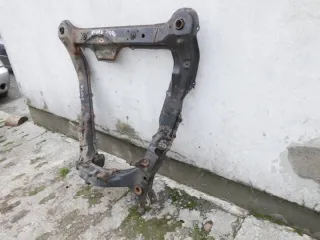  Балка подвески передняя (подрамник) Mitsubishi Space Runner 2 Арт e4302066, вид 3