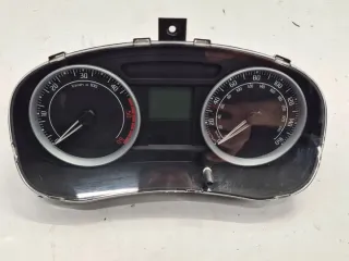 5J0920910C Щиток приборов (приборная панель) Skoda Fabia 2 Арт e4514468, вид 1