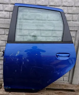  Дверь задняя левая Mitsubishi Colt 6 restailing Арт e4771701