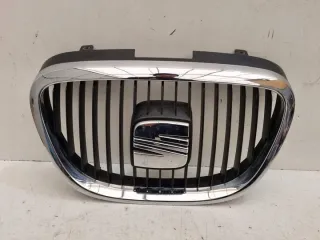  Решетка радиатора Seat Toledo 3 Арт e4883459