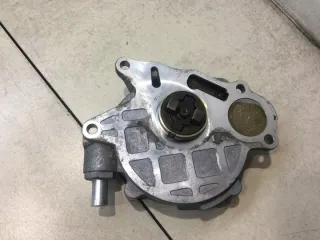 03L145100F Насос вакуумный Volkswagen Golf 6 Арт e5110236, вид 1