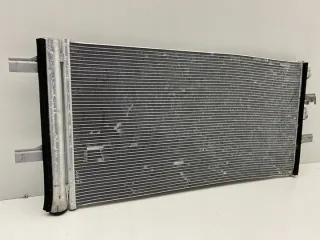 927120506 Радиатор кондиционера BMW X1 F48 Арт e5110290, вид 2