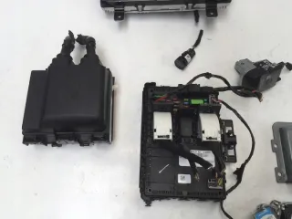 LX6A-12A650-DGA A2C7747170000 LV4T-10849-DKN JLIT-15K601-DC LX6T-15604-RCF LX6T-14D068-ECD H1BT14C376AA Блок управления двигателем Ford Escape 3 Арт e5172035, вид 2