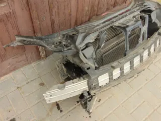  Передняя панель крепления облицовки (телевизор) Mercedes CLS C219 Арт e5204424, вид 2
