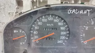 MR216542 Щиток приборов (приборная панель) Mitsubishi Galant 8 Арт e5253165, вид 2