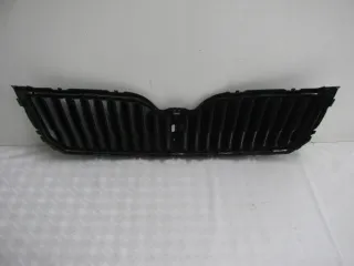3T0853668B Решетка радиатора Skoda Superb 2 Арт e5648583, вид 2