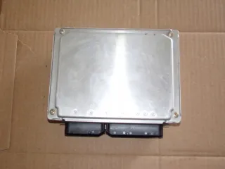 0261206050 4B0906018B Блок управления двигателем Volkswagen Passat B5 Арт e5840042, вид 2