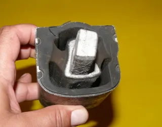 A2122401818 Подушка крепления КПП Mercedes E C207 Арт e6039196, вид 2