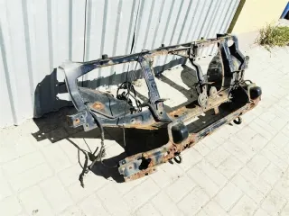  Передняя панель крепления облицовки (телевизор) Mitsubishi Pajero 3 Арт e6091597, вид 4