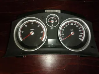 13216676 Щиток приборов (приборная панель) Opel Astra H Арт e6118057, вид 1
