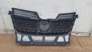 1K5853653 1K5853653C Решетка радиатора Volkswagen Golf 5 Арт e6210118, вид 4