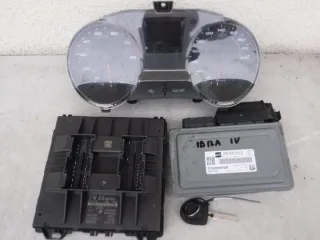 03E906019E Блок управления двигателем Seat Ibiza 4 Арт e6237099, вид 1