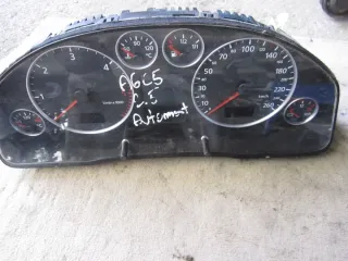 110080128 Щиток приборов (приборная панель) Audi A6 C5 (S6,RS6) Арт e6322394, вид 1