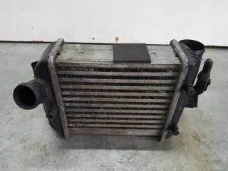 8E0145805P Интеркулер Audi A4 B6 Арт e6350454, вид 1