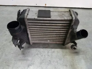 8E0145805P Интеркулер Audi A4 B6 Арт e6350454, вид 2