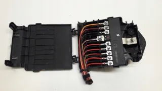 99761030100 Блок предохранителей Porsche  Boxster 987 Арт e6351223, вид 1