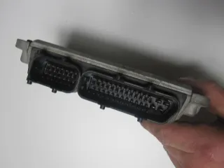 038906018BM 0281001846 Блок управления двигателем Volkswagen Bora Арт e6397505, вид 4
