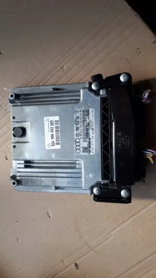 03L906022MR Блок управления двигателем Audi A4 B8 Арт e6476399