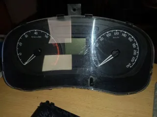03E906023Q Блок управления двигателем Skoda Fabia 2 Арт e6874877, вид 2