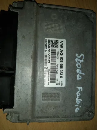 03E906023Q Блок управления двигателем Skoda Fabia 2 Арт e6874877, вид 5