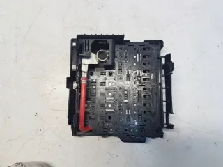 K8D2-14N073-AB Блок предохранителей Land Rover Evoque 2 Арт e6943387, вид 2
