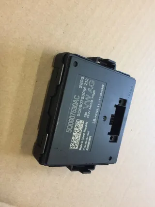 5Q0907530AC Блок предохранителей Audi A3 8V Арт e6949958, вид 4