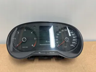 6R0920861E Щиток приборов (приборная панель) Volkswagen Polo 5 Арт e7046060, вид 1