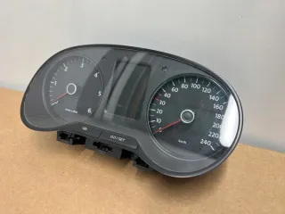 6R0920861E Щиток приборов (приборная панель) Volkswagen Polo 5 Арт e7046060, вид 3
