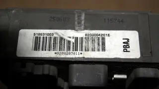 8200283811 Блок предохранителей Renault Laguna 2 Арт e7099269, вид 3