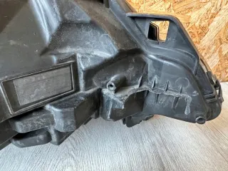 K8D2-13W030-BF Фара левая Land Rover Evoque 2 Арт e7181815, вид 4
