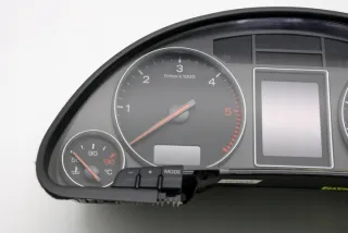 8E0920930T Щиток приборов (приборная панель) Audi A4 B6 Арт e7211943, вид 4