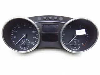 A1645403447 Щиток приборов (приборная панель) Mercedes ML W164 Арт e7213235, вид 1